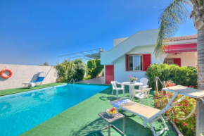 Villa Strea With Pool - Happy Rentals